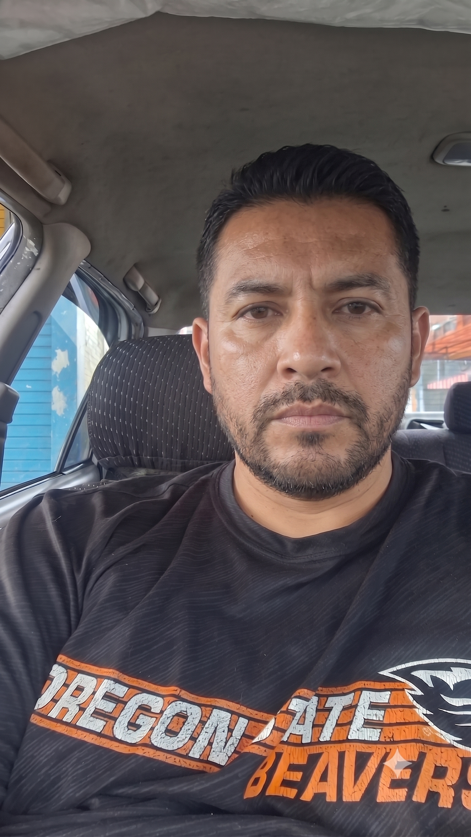 <em>Juan Manuel L.</em>